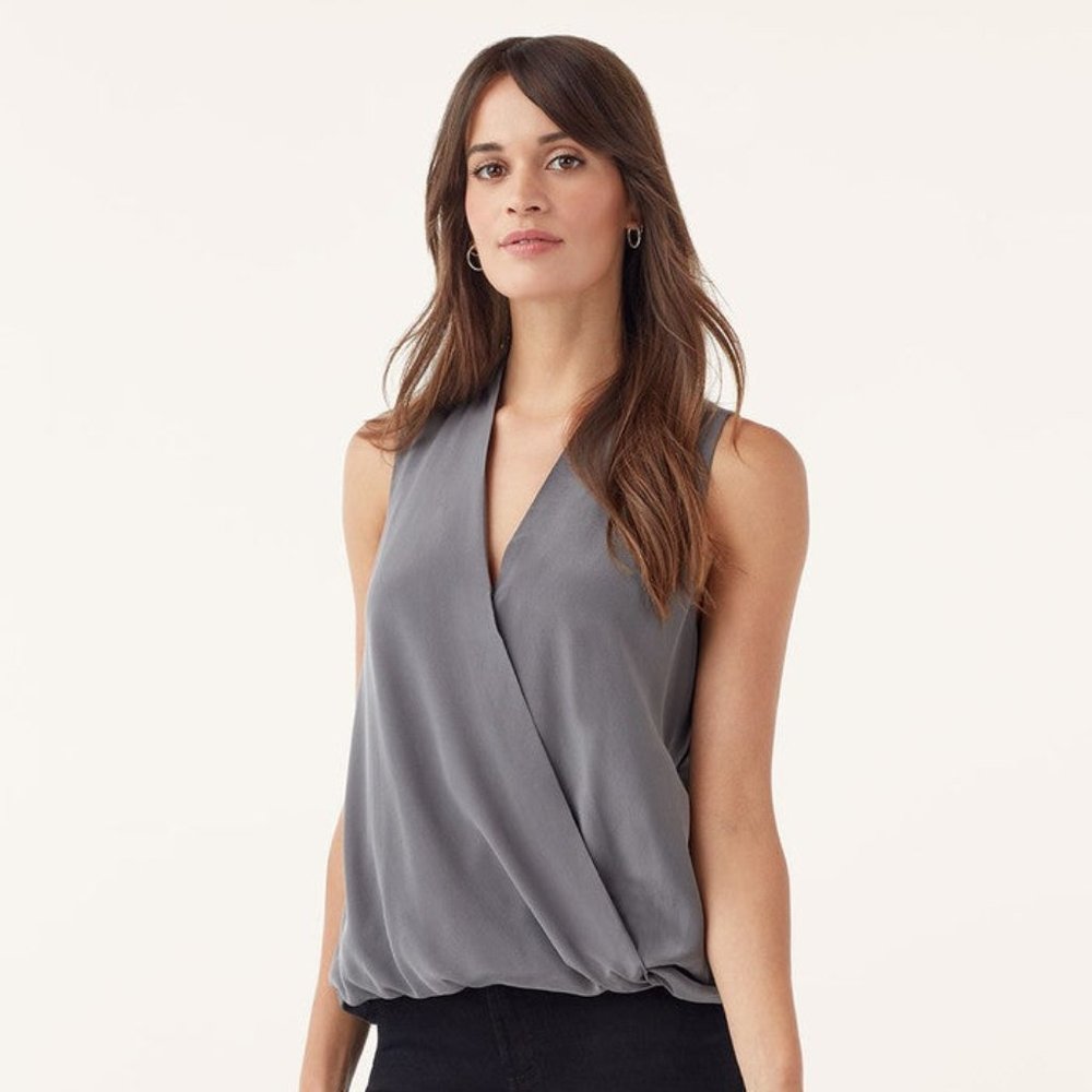 Splendid Summit Silk Tank in Slate Gray